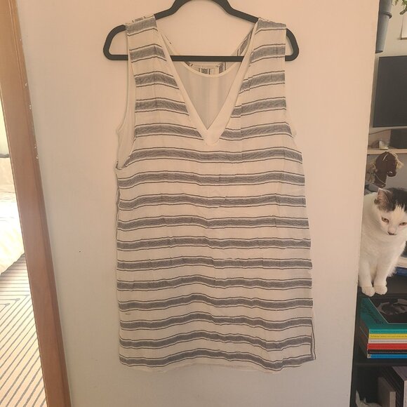 Linen Striped Mini Dress - Picture 4 of 5